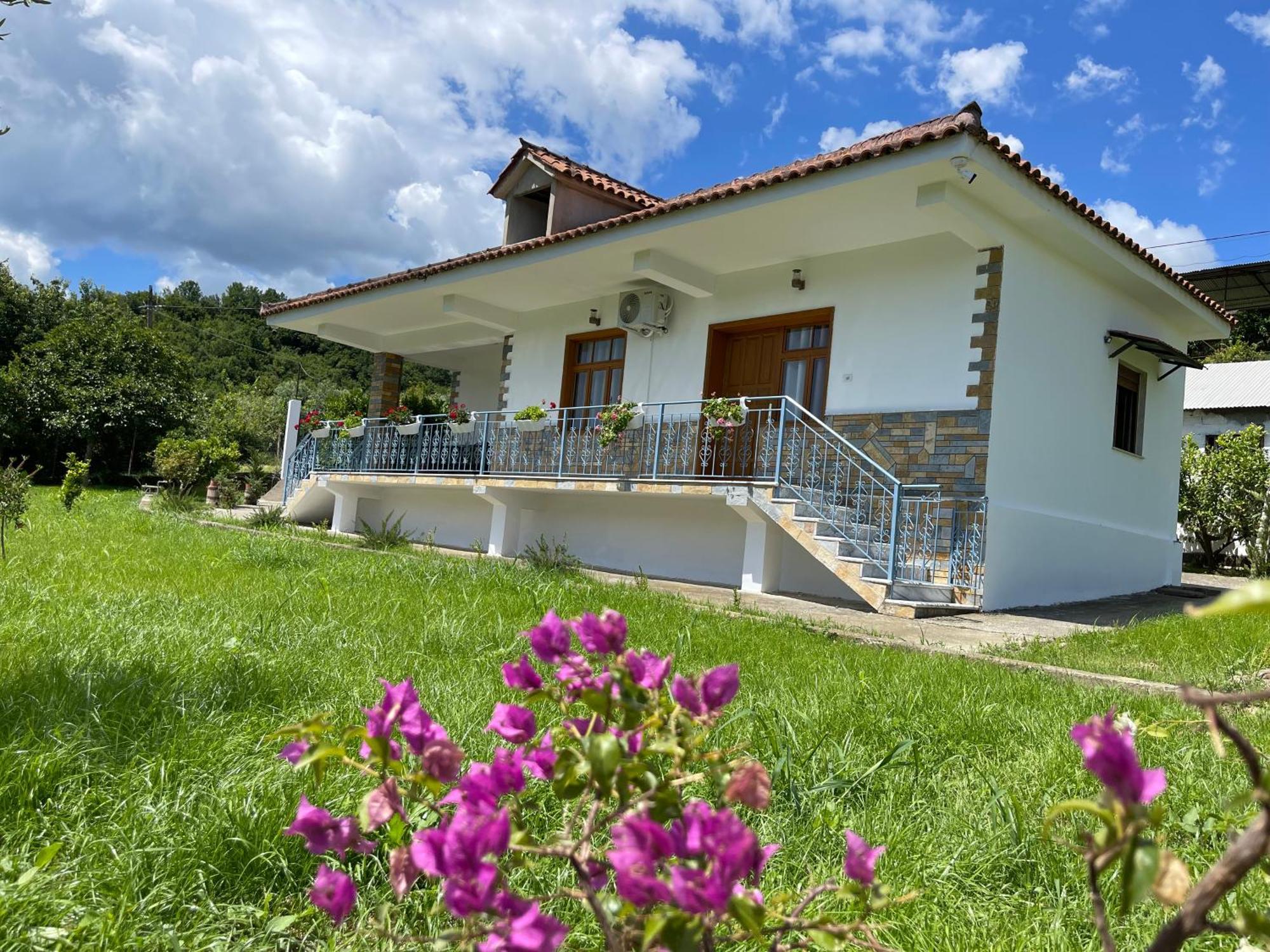 Vila Ardea Berat Exterior photo
